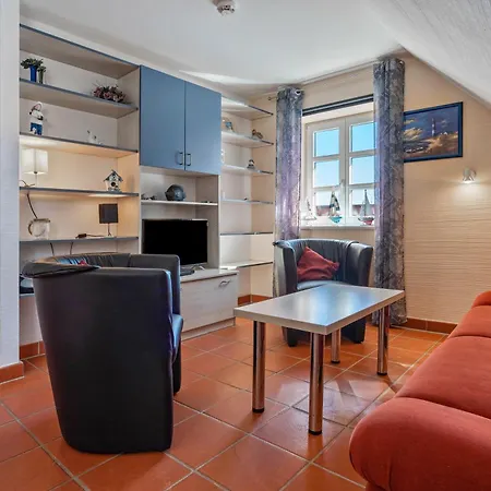 Wolf Apartment
